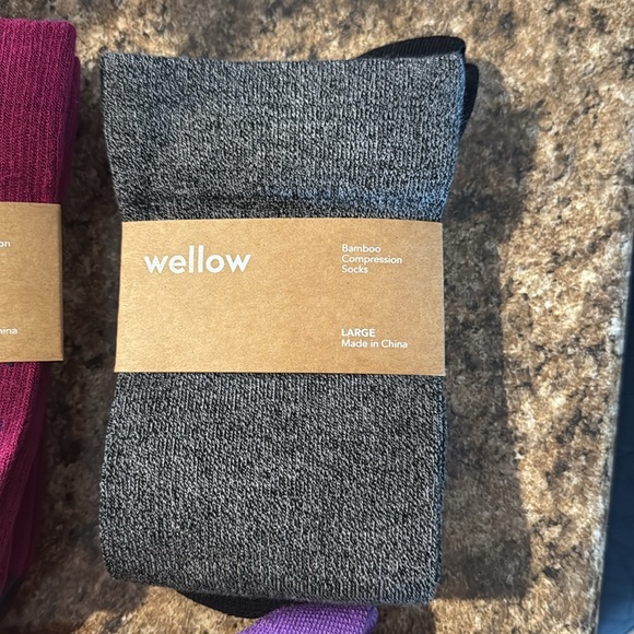 NWT Wellow Brand Compression Socks - Picture 2 of 10